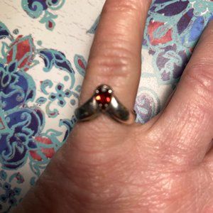 James Avery 925 Sterling Silver Garnet Apogaean Teardrop Ring!